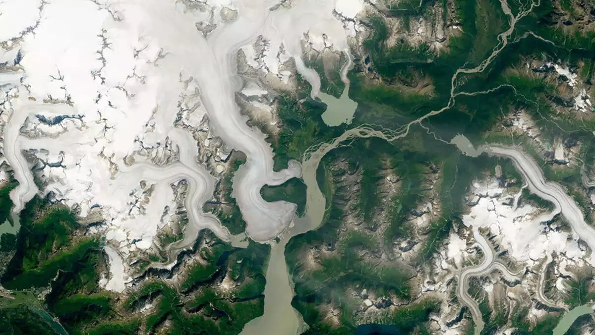 Imatge satèl·lit de l'estat actual de la glacera Taku