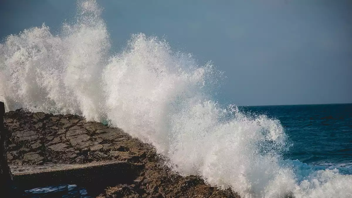 La mala mar i el fort vent persistiran aquest pròxim dimarts a la Costa Brava